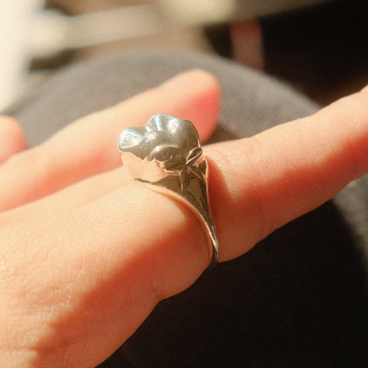 Bowed Tooth Silver Ring Guita Studio